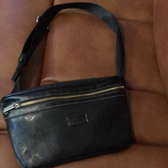 Gucci bag - Picture 1 of 2